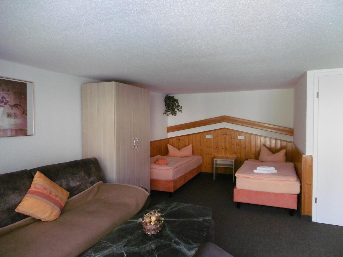 Hochkirch Hotel & Pension Assmann מראה חיצוני תמונה