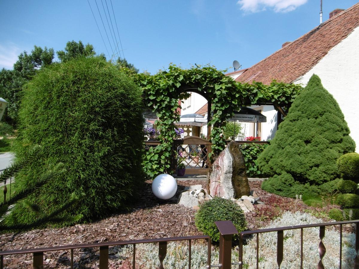Hochkirch Hotel & Pension Assmann מראה חיצוני תמונה