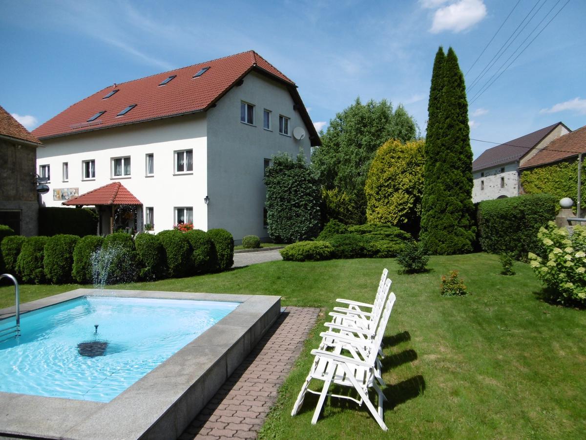 Hochkirch Hotel & Pension Assmann מראה חיצוני תמונה